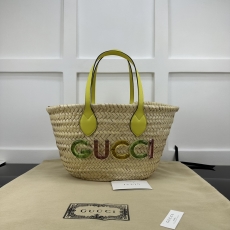 Gucci Shopping Bags